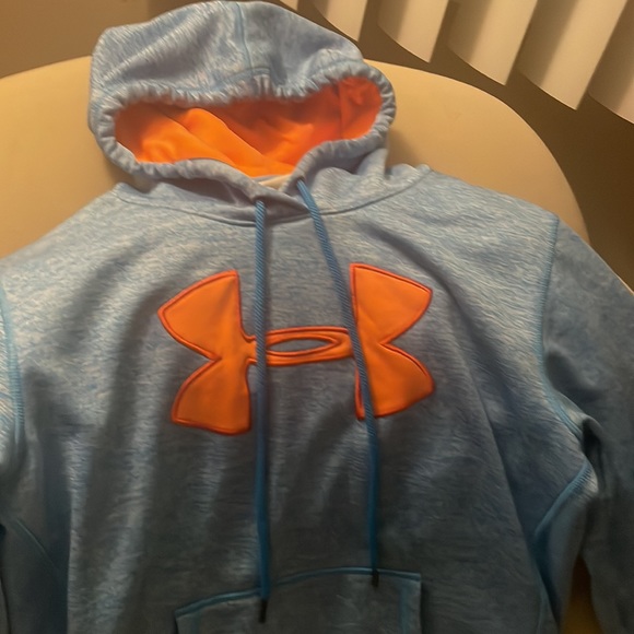Under armour sweatshirt - Picture 2 of 6